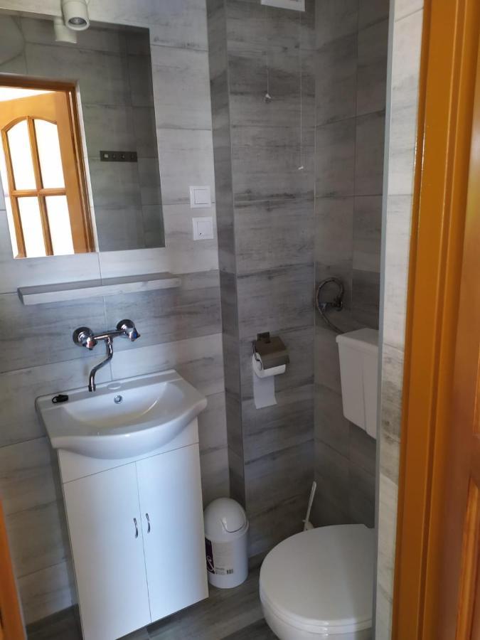 Trzech Koron 16 Hotel Sromowce Wyzne Exterior foto